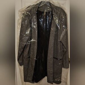 Elegant Charcoal Women's Blazer